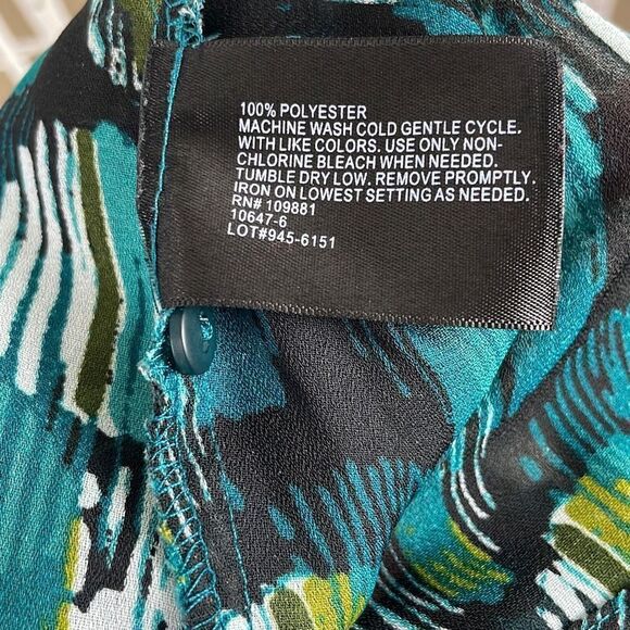 East 5th Y2K Waterfall Ruffled Semi-Sheer Blouse 1X - Picture 7 of 12